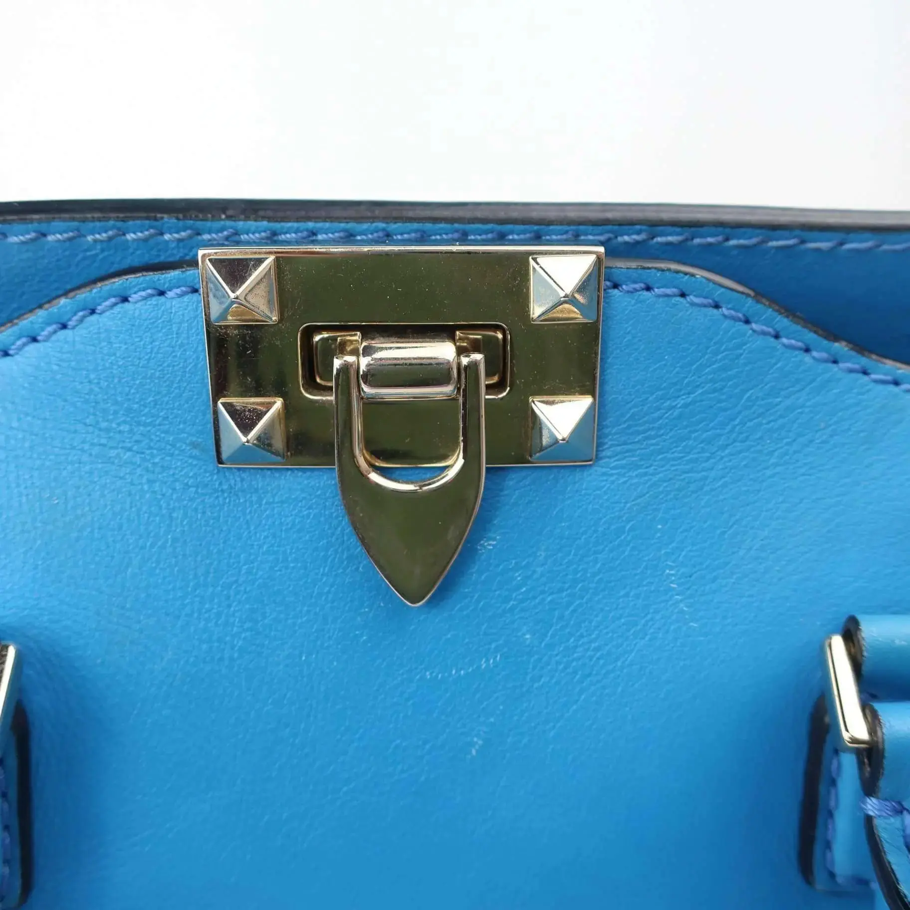 Product image 200
